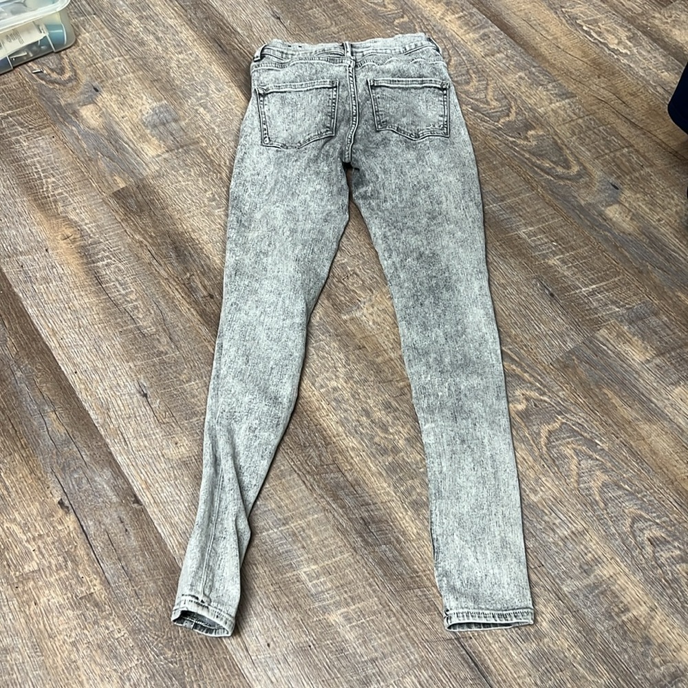 Express Size 2 Regular Jeans - image 4